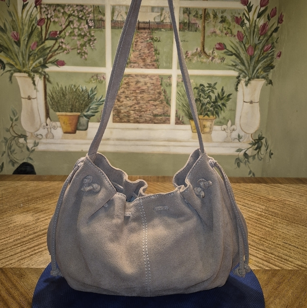 Nine West Vintage Tan Suede Leather Magnetic Closure. Hobo.L.13"×H.9" Drop 10". - Picture 2 of 16